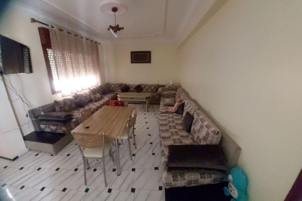 Appartement Au Centre De Tanger Nejma Exterior foto